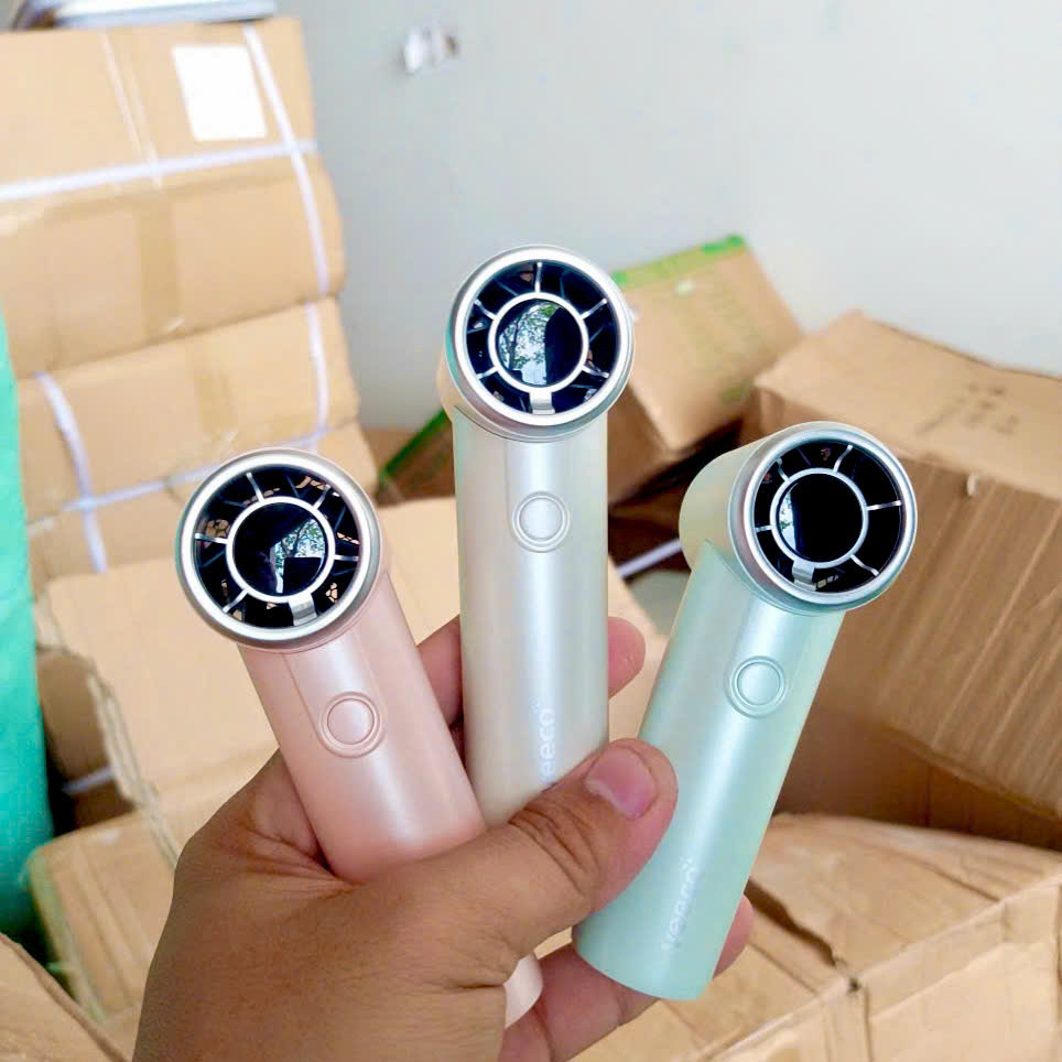 [30] Quạt Cầm Tay Nhỏ Gọn Bỏ Túi VMF06