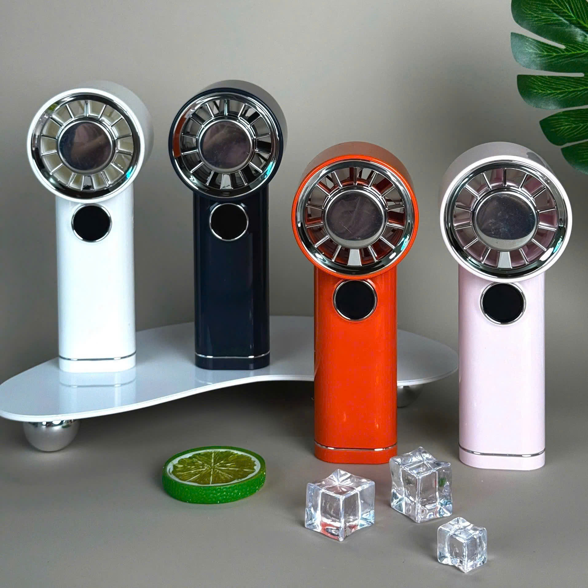 [50] Quạt Tích Điện Cầm Tay YS2622