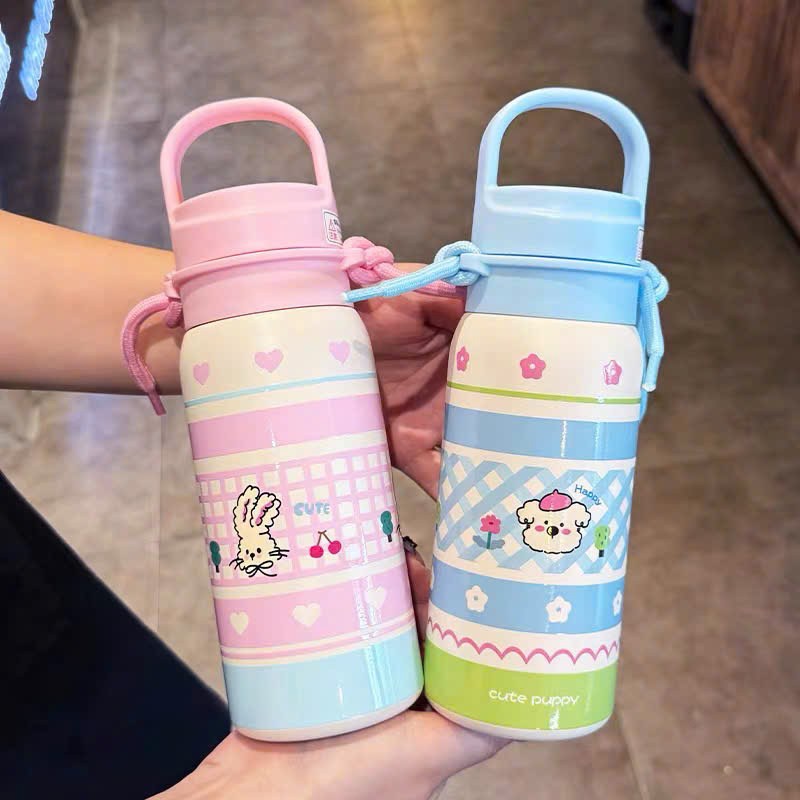 [60] Bình Giữ Nhiệt 316 Họat Hình Quai Ngang Có Dây Xách 500ml