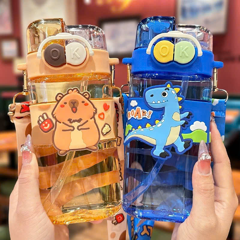 [60] Bình Nhựa DÀY Nắp Đôi Hoạ Tiết Hoạt Hình 3D 520ml 2058