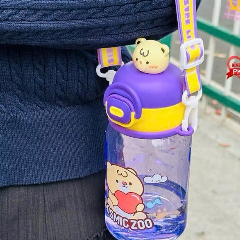 [60] Bình Nước Nhựa Nắp Thú 570ML No8818