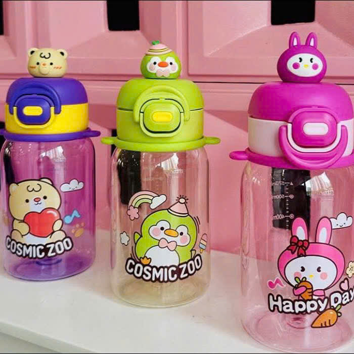 [60] Bình Nước Nhựa Nắp Thú 570ML No8818