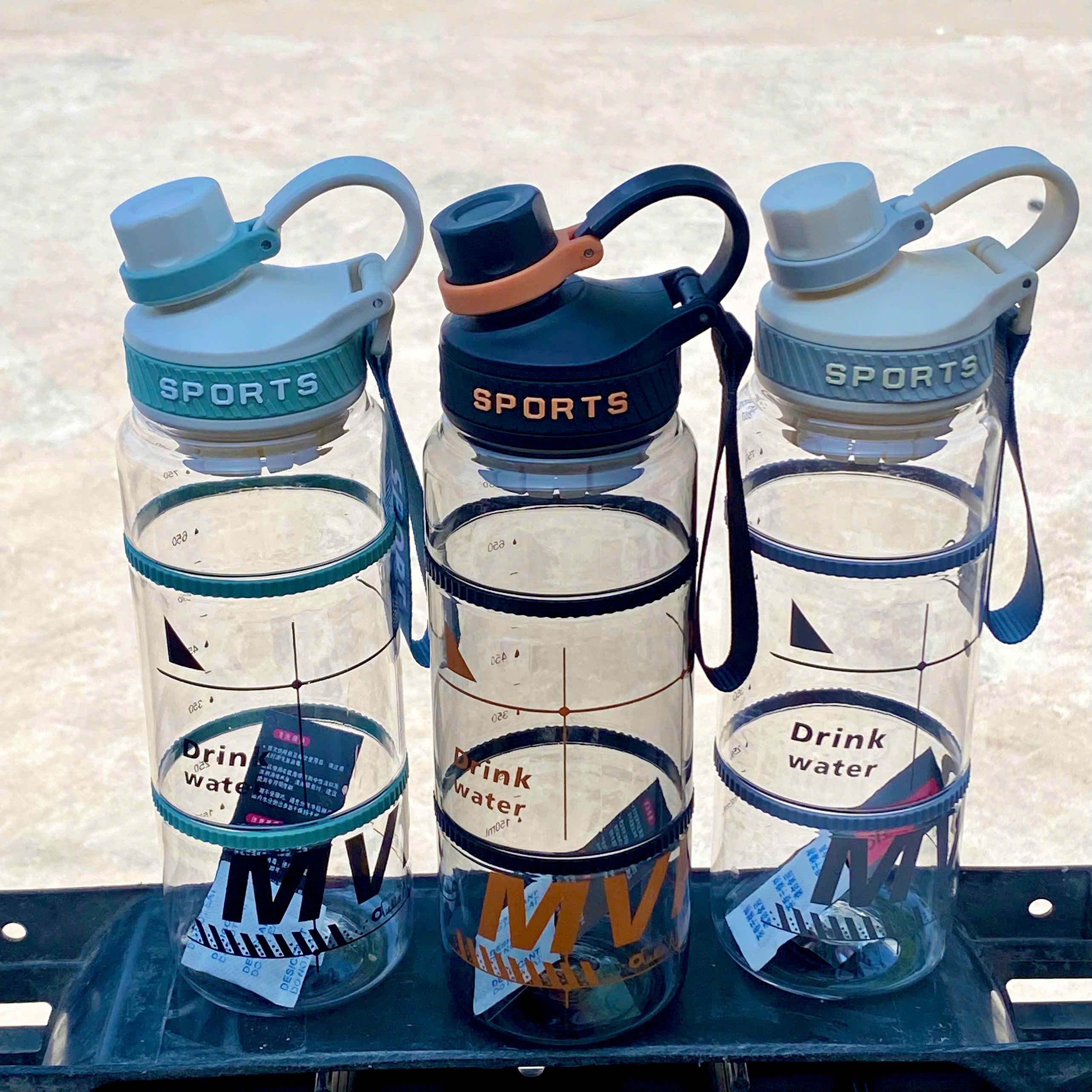 [60] Bình Nước Nhựa SPORT Nắp Vặn 1000ml 9596