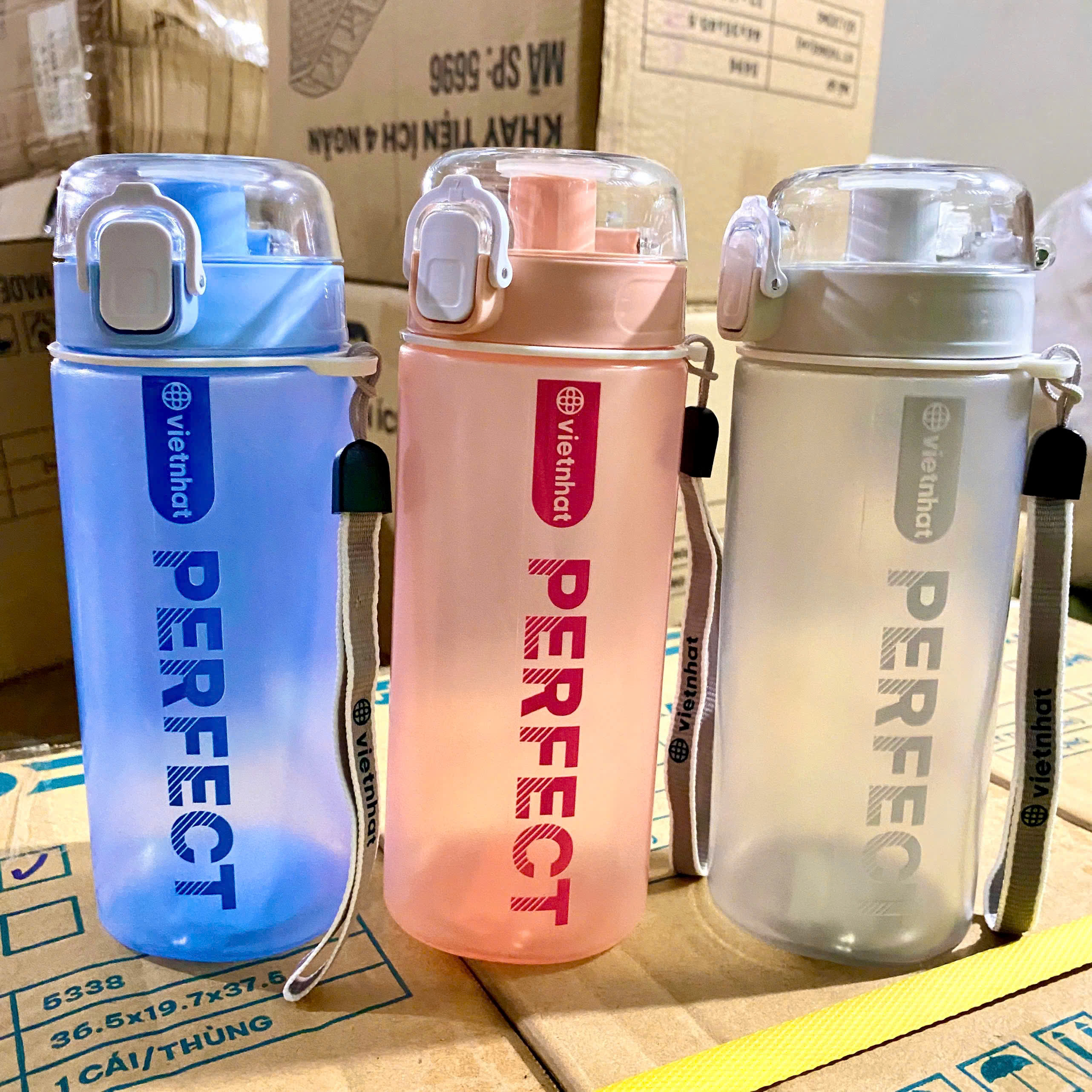 [60] Bình Nước PERFECT 550ml 0112