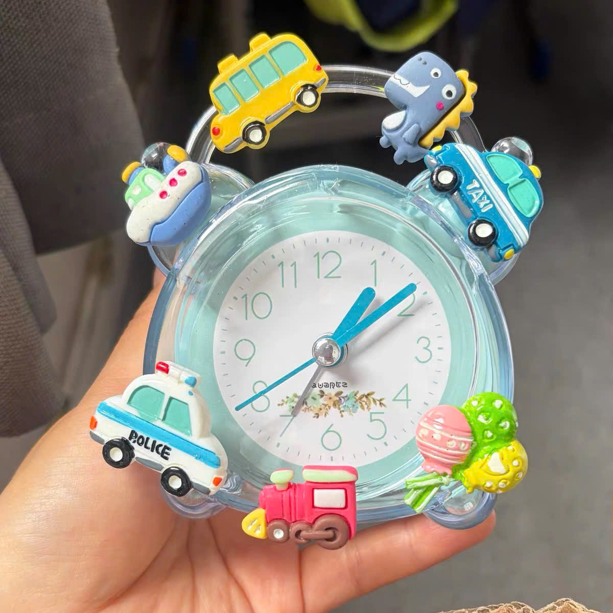 [120] Đồng Hồ Để Bàn Sticker