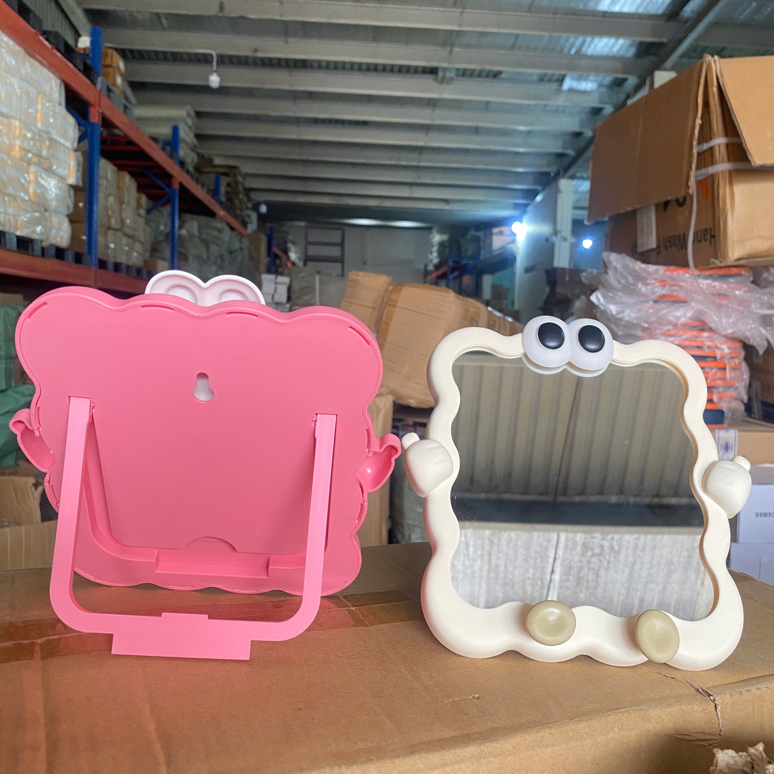 [60] Gương Để Bàn Có Kê Điện Thoại Viền ĐÔI MẮT