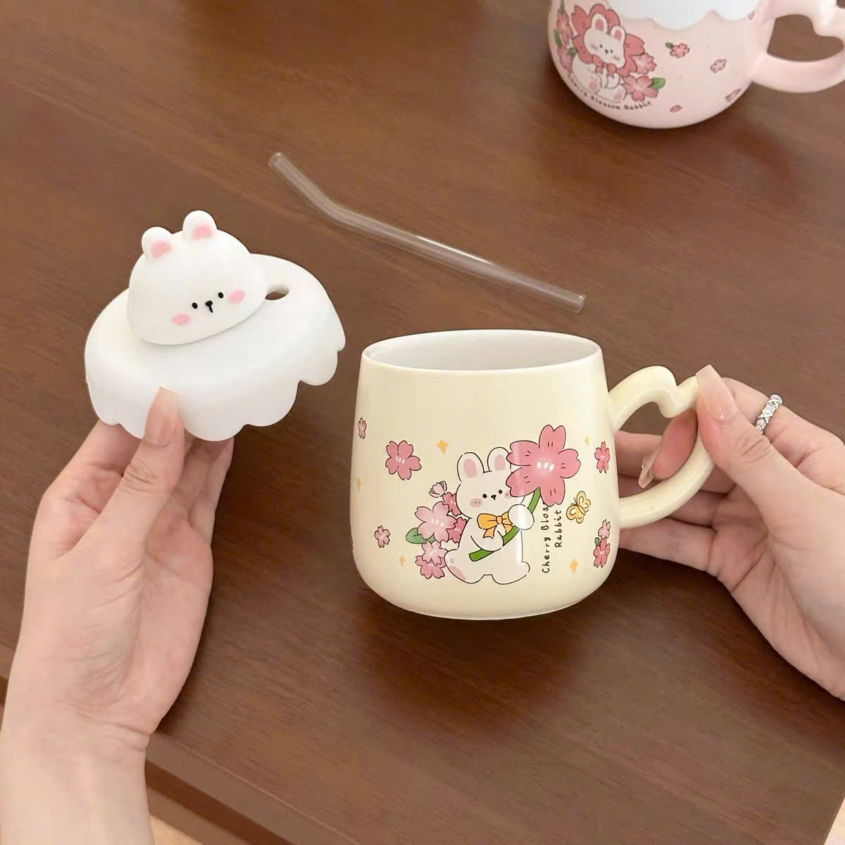 [60] Ly Sứ Có Nắp Charm GẤU Có Hộp (V+)