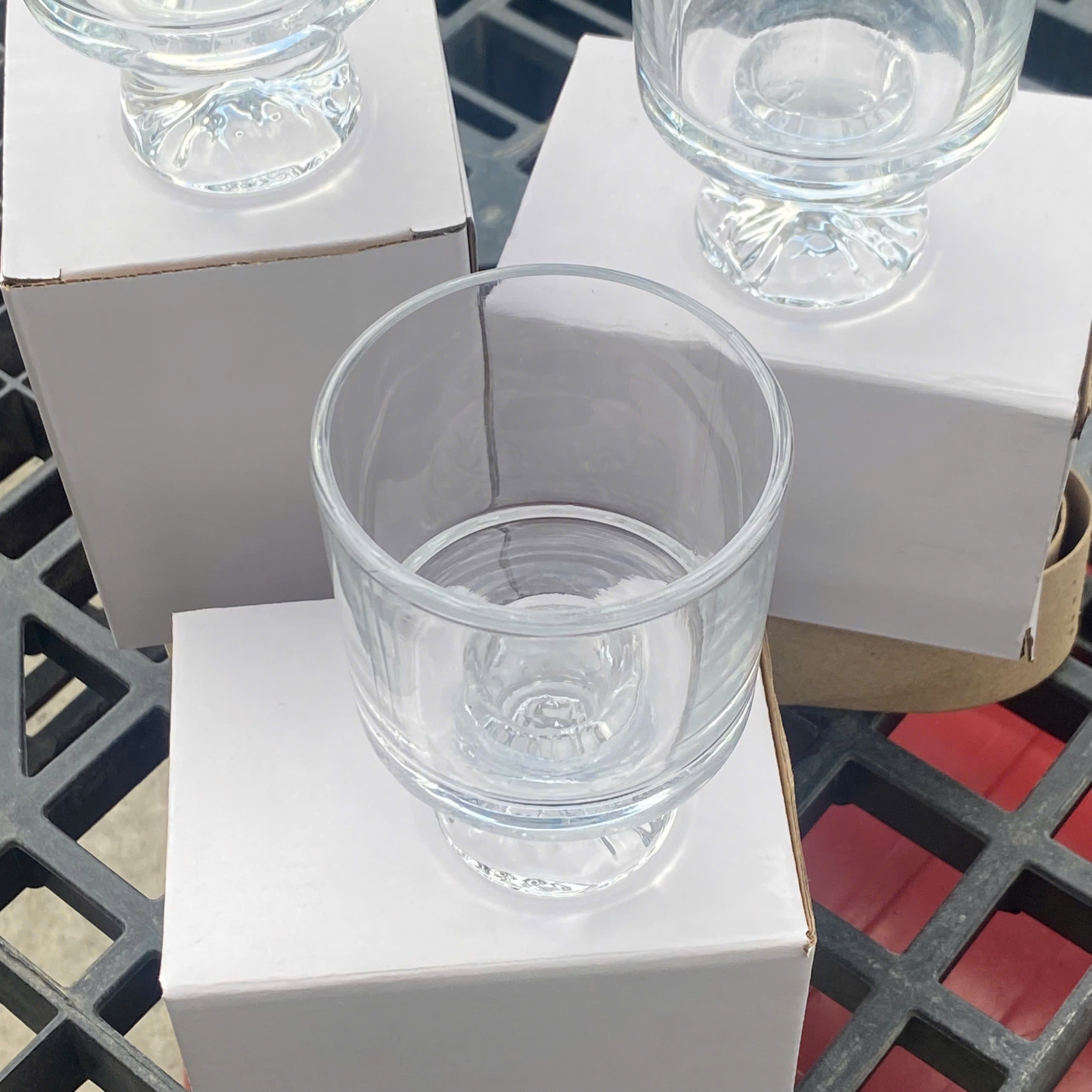 [60] Ly Thủy Tinh ĐẾ TRỤ 200ml (V)
