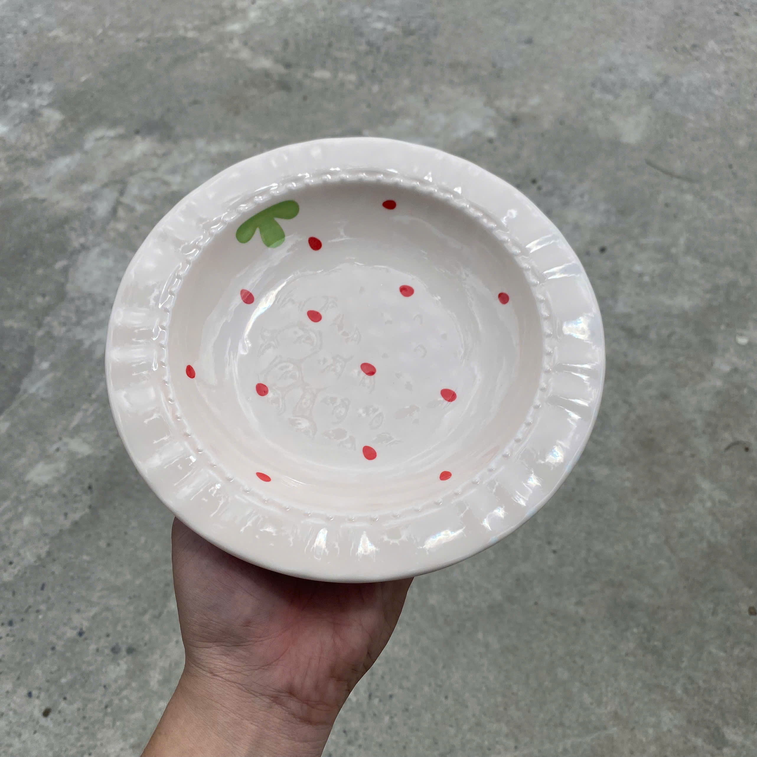 [62] Dĩa Sứ Tròn CHẤM BI 8.5inch (V+)
