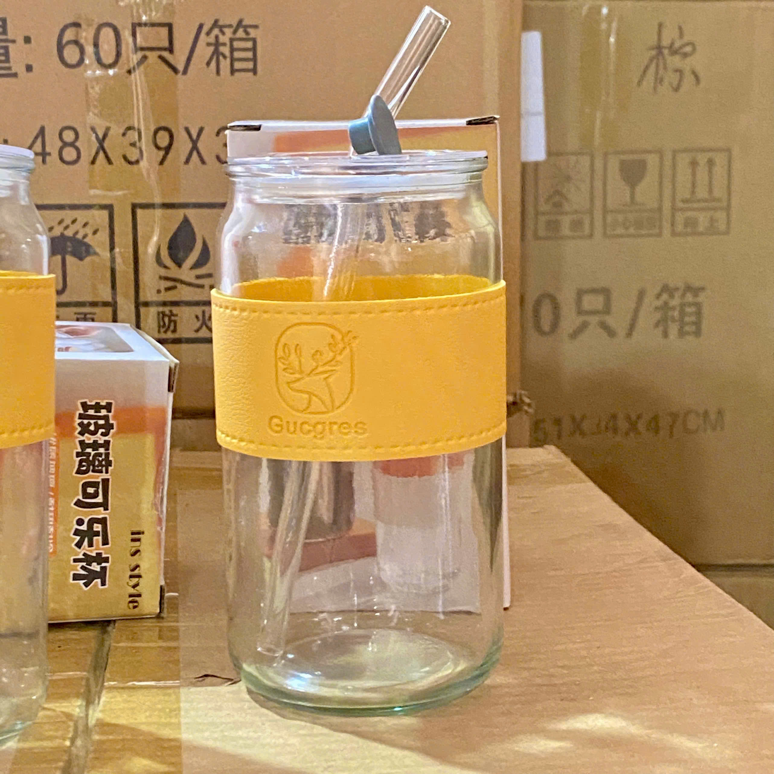 [70] Ly Thủy Tinh Hình Trụ Có Nắp 500ml (V)