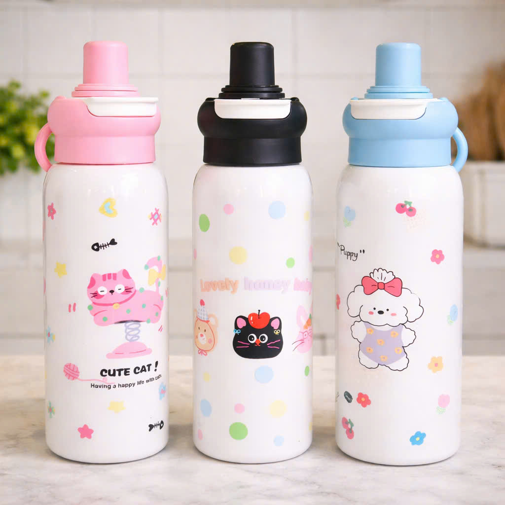 [80] Bình Nhựa Có Khay Lọc Trà HOẠT HÌNH 800ml 044