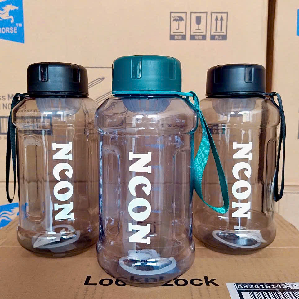 [80] Bình Nước Nhựa Chia Vạch Có Dây Xách NCON 1000ml
