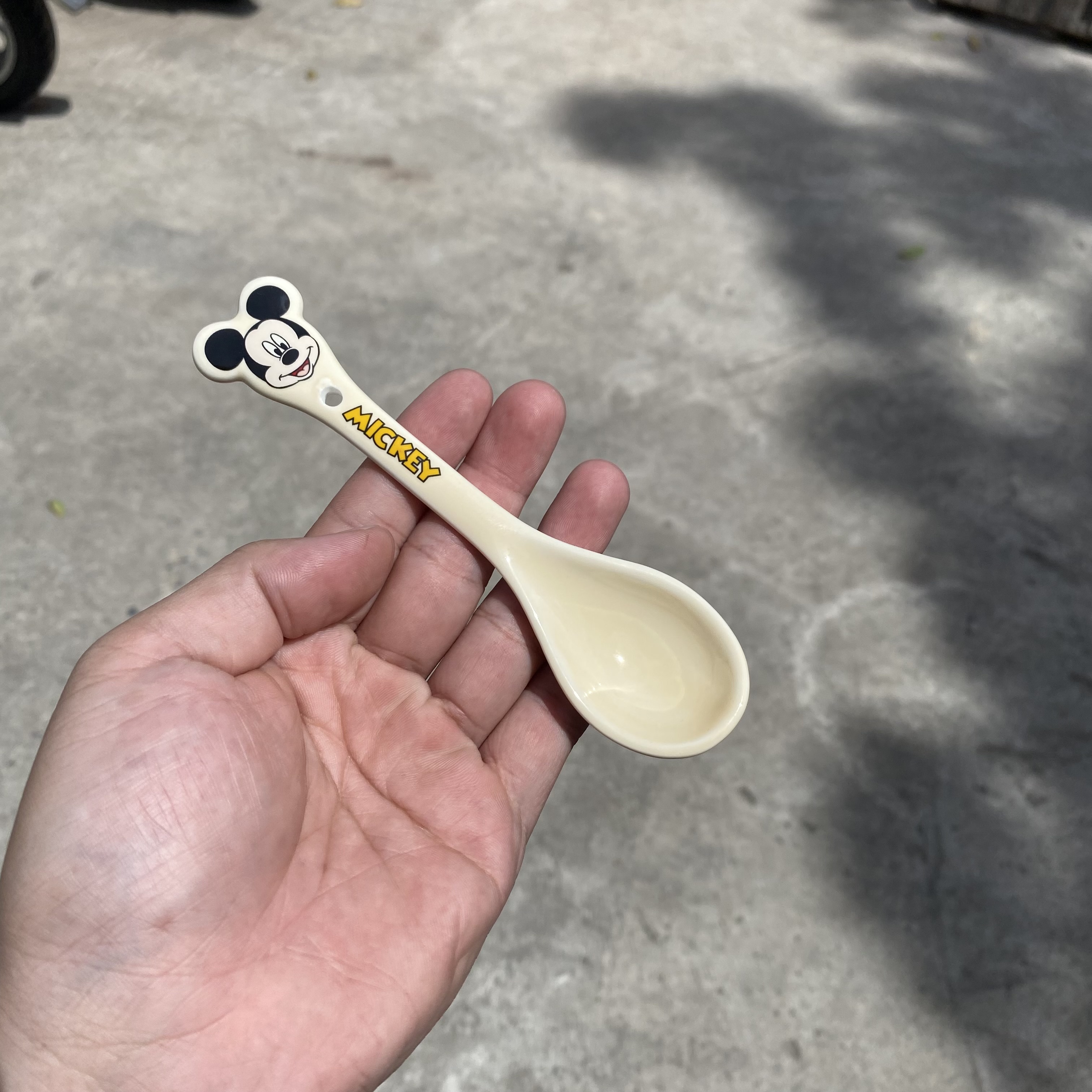 [900] Muỗng Sứ Hoạt Hình LUXURY (V+)
