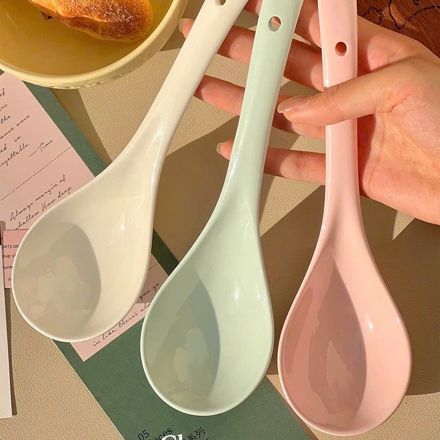 [200] Muỗng canh sứ