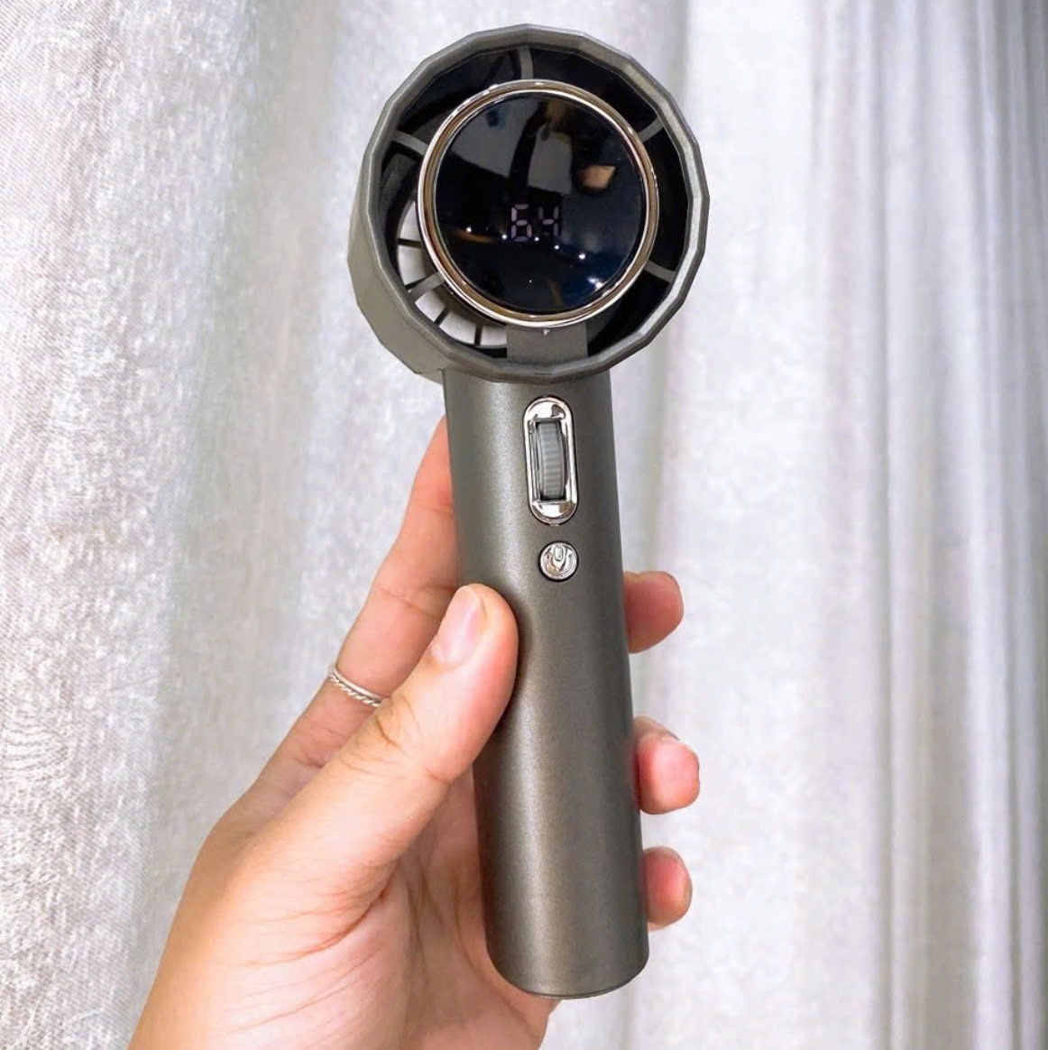 [100] Quạt tích điện cầm tay - GS5 (XÁM)