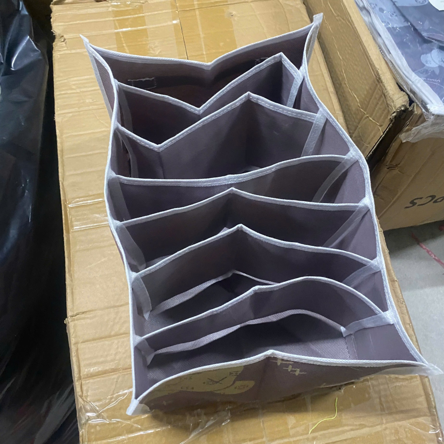 [369] Hộp Đựng Quần Áo 7 Ngăn