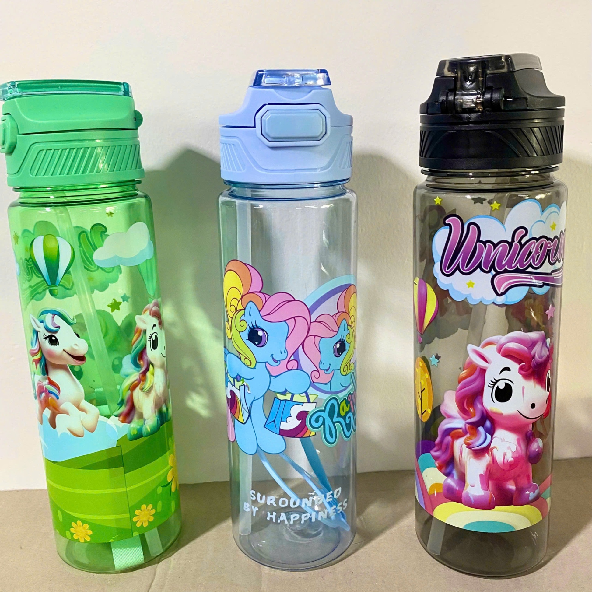 [100] Bình Nước Nhựa Trong Capybara - Hoạt Hình 750ml (N033/N036)