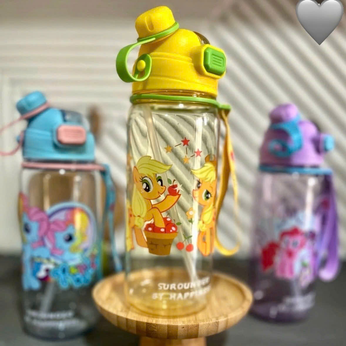 [80] Bình Nước Nhựa Hoạt Hình 850ml 021