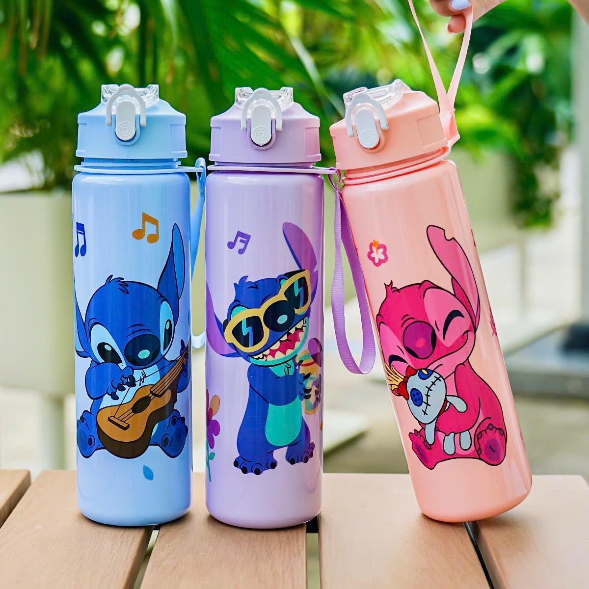 [100] Bình Nước Nhựa hoạt hình Stitch 750ml