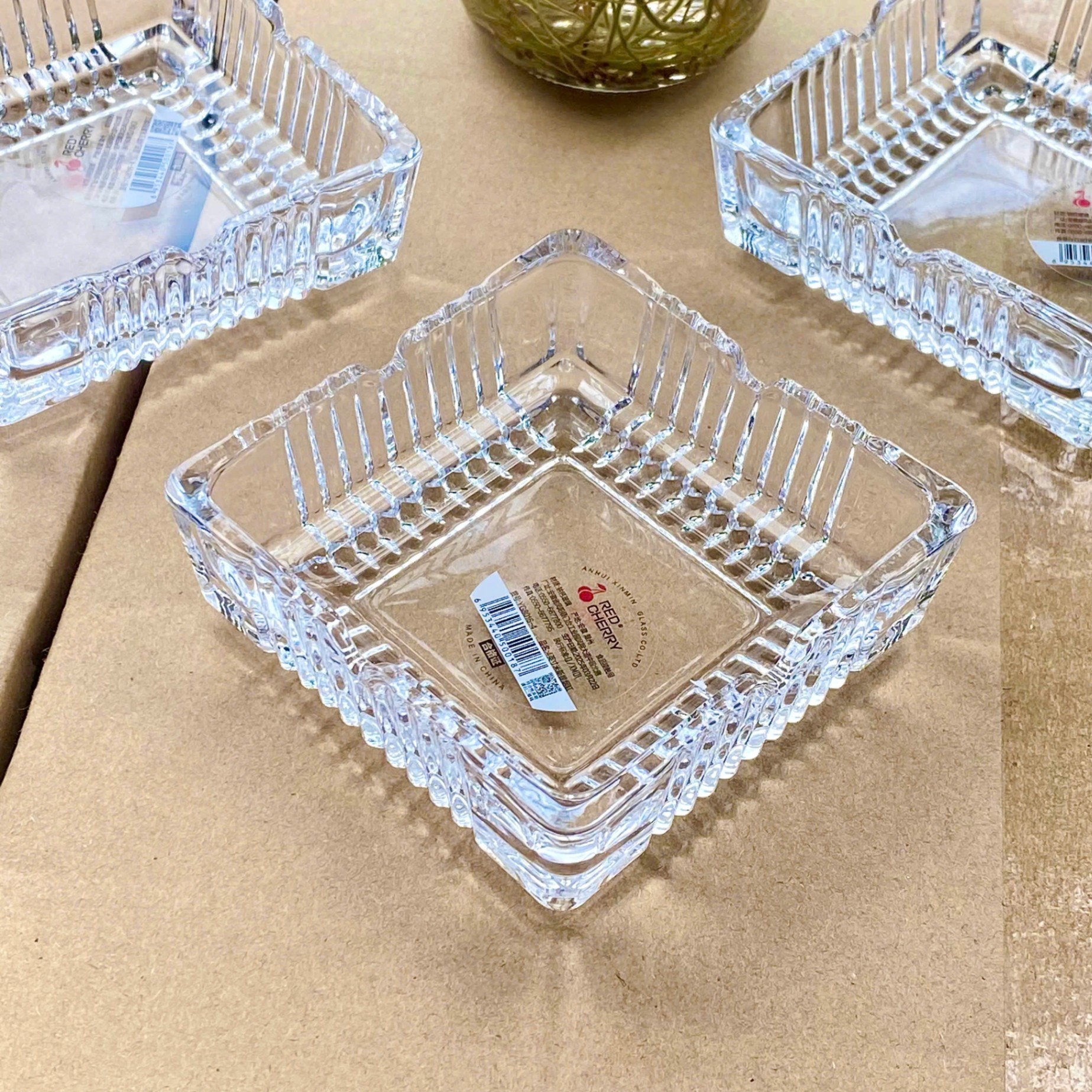 [60] Gạt Tàn VUÔNG YG8016-4