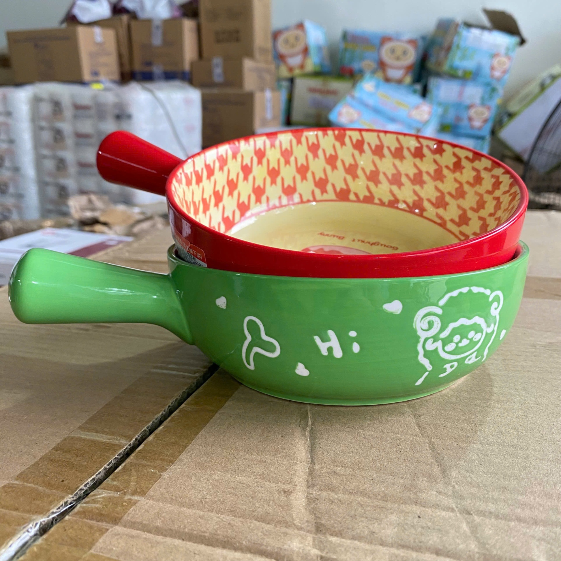 [56] Thố Sứ 8inch Có Tay Cầm Hình Thú PLUS (ngẫu nhiên)