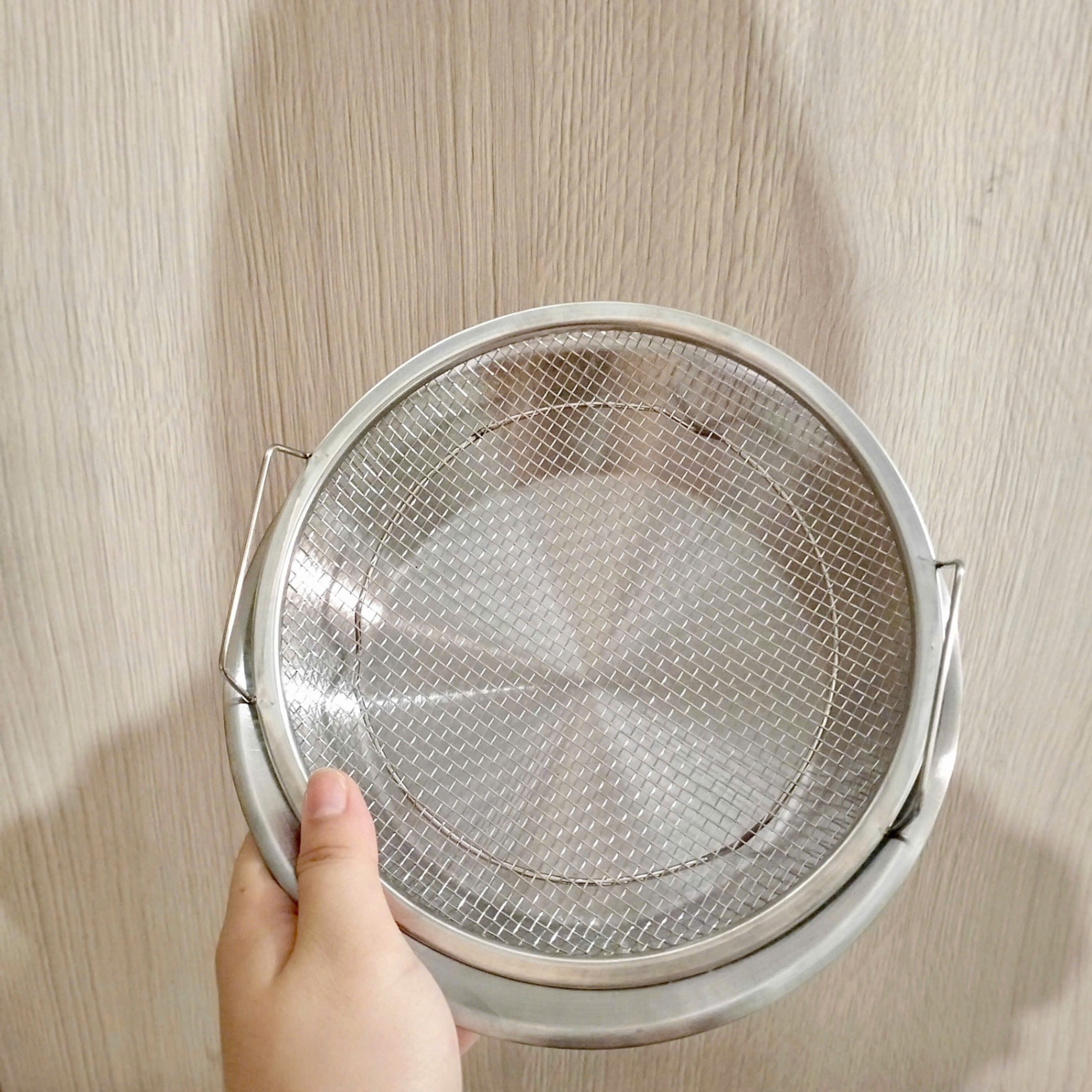 [200] Bộ Rổ Inox Kèm Lưới Lọc 20cm