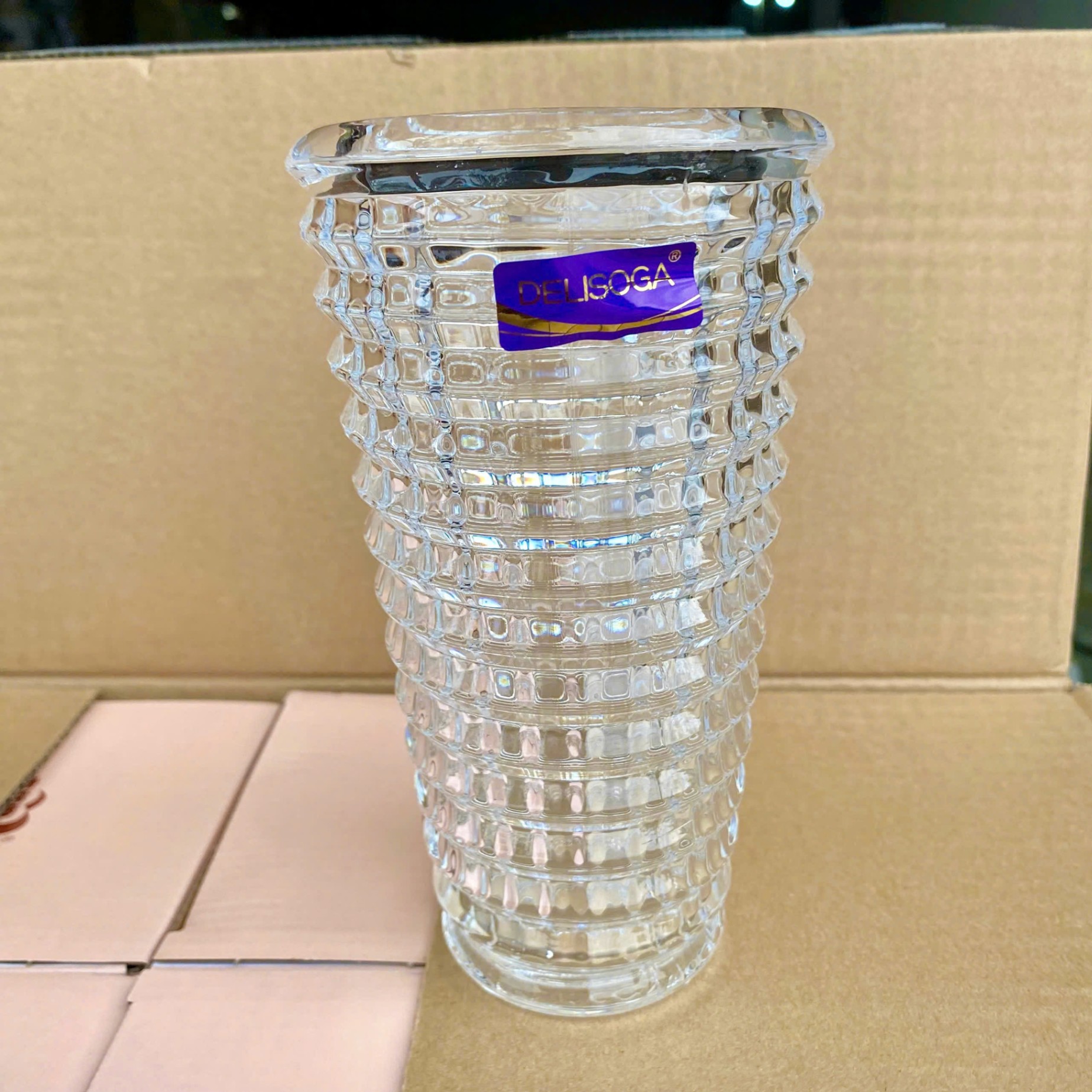 [18] Bình Cắm Hoa DELI Trong Suốt 20cm DSHP121-1