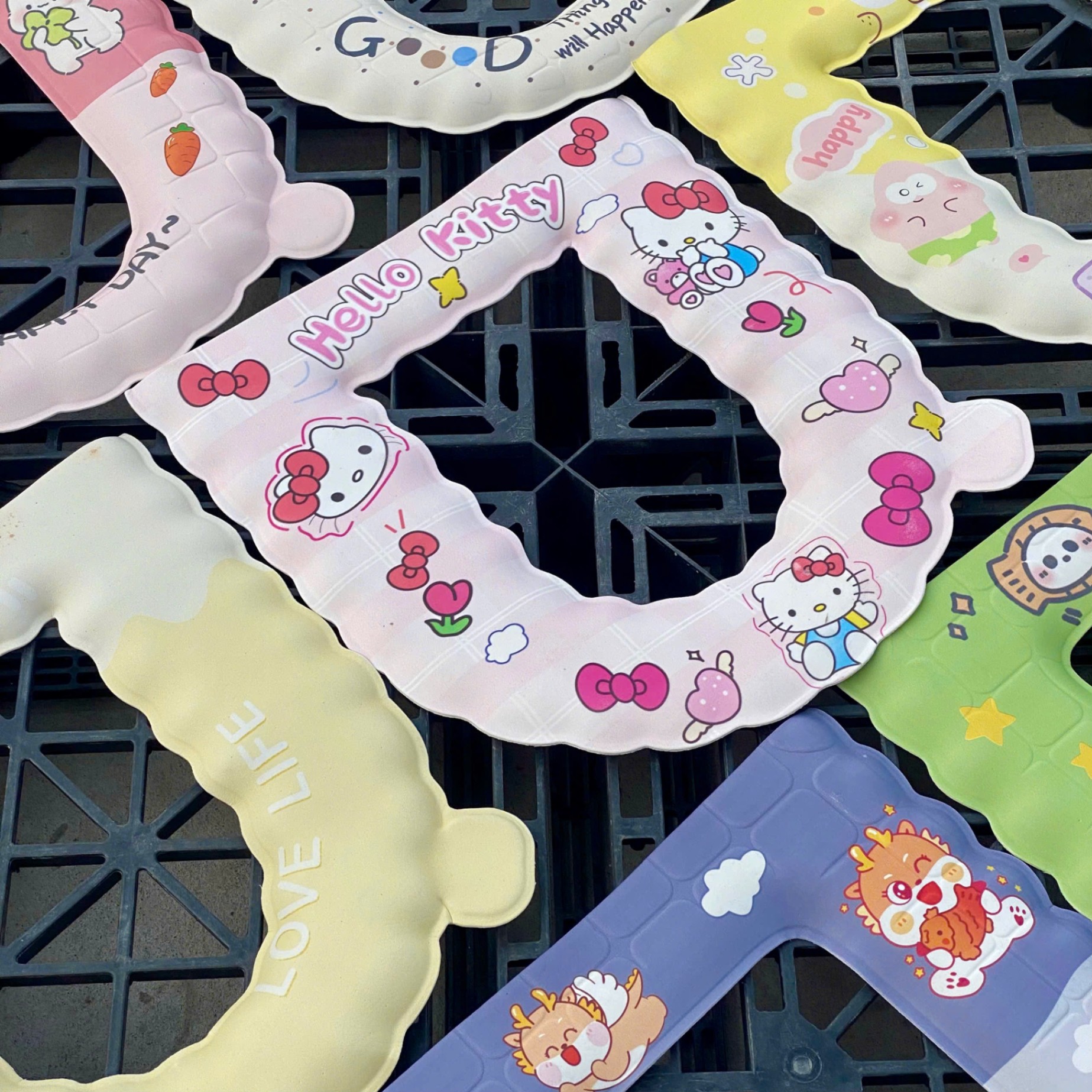 [200] Miếng Đệm Lót Bồn Cầu KẺ VUÔNG