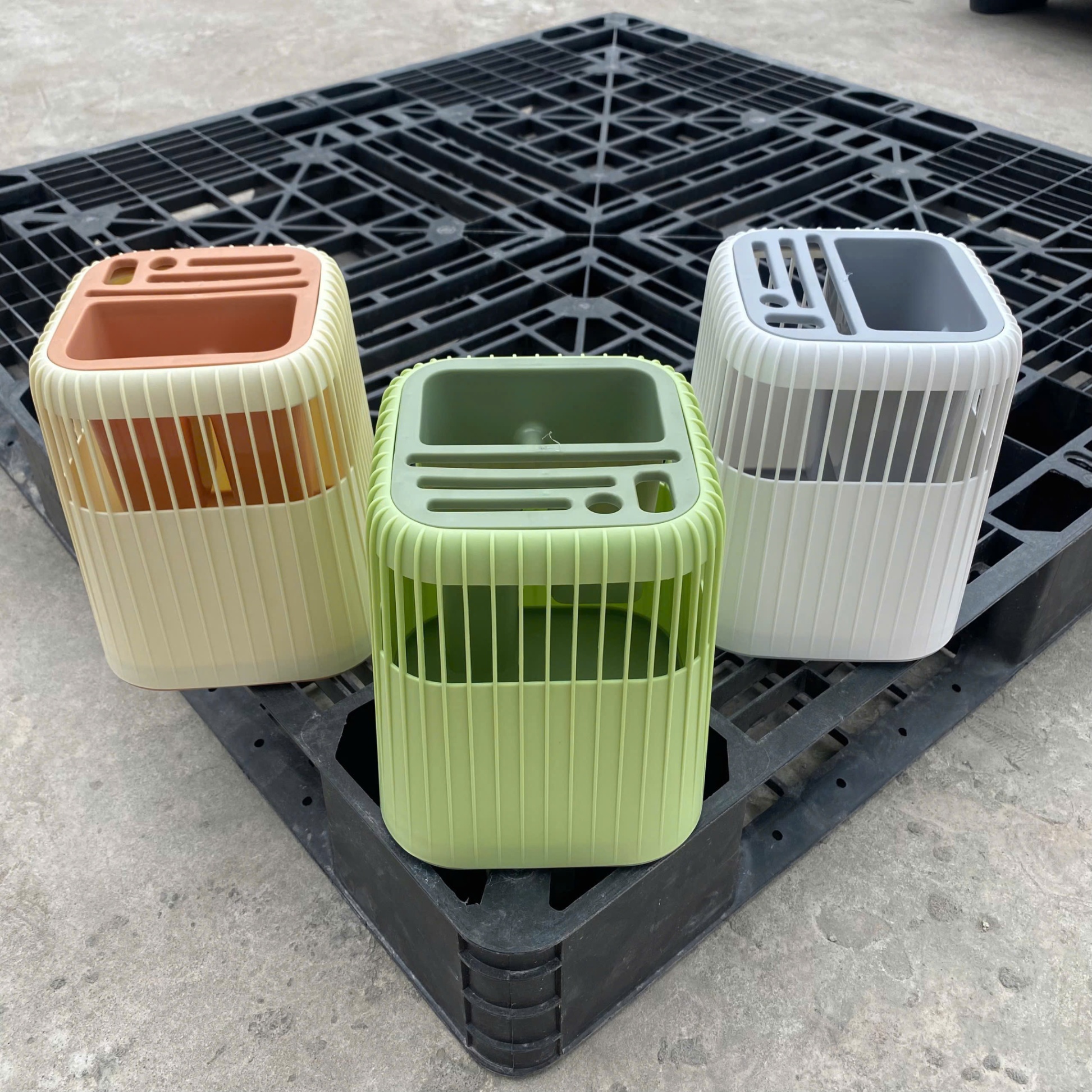 [30] Ống Đựng Đũa Dao Thìa Vân Dọc