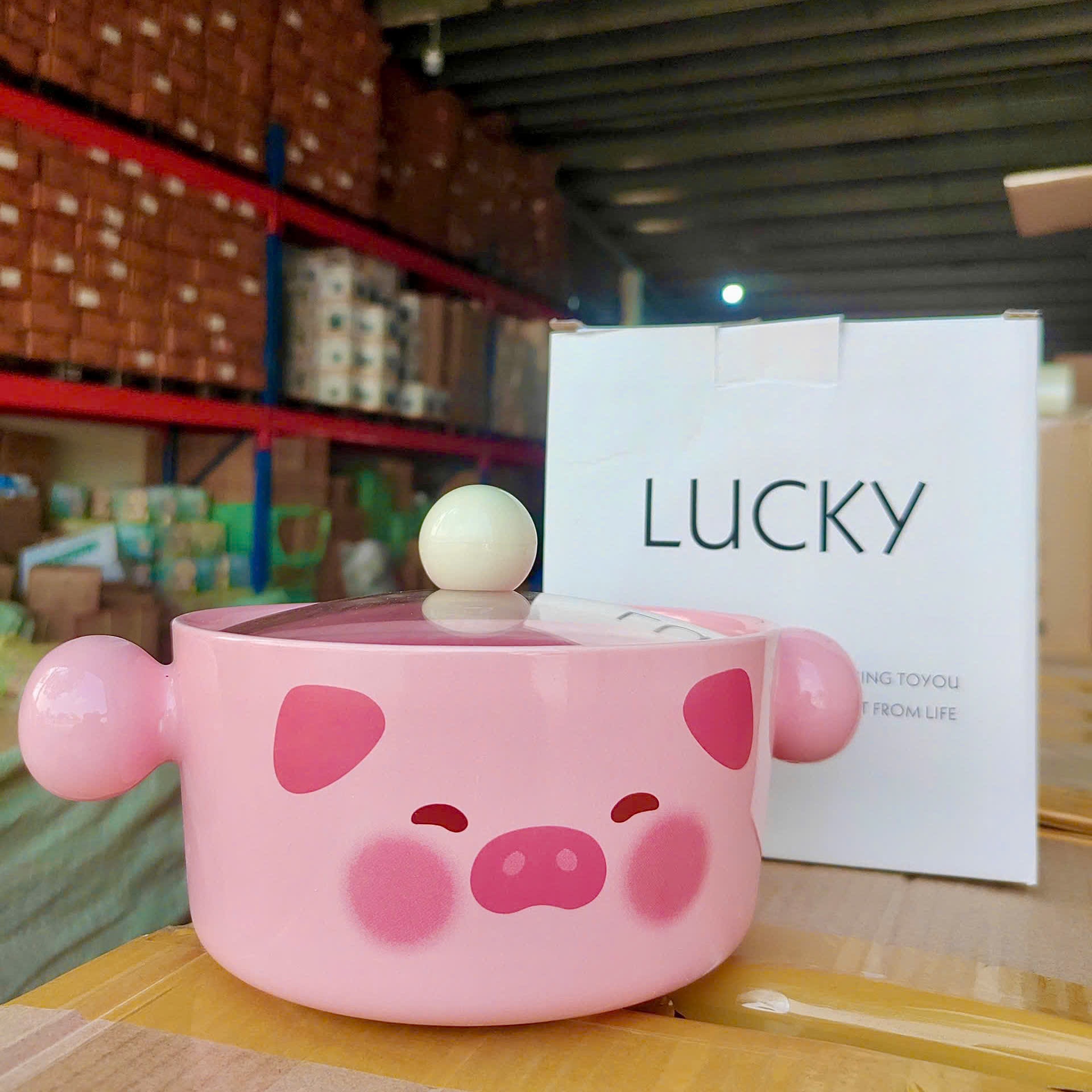 [40] Thố Sứ Ăn Mì Có Nắp Thủy Tinh - HEO (W025)