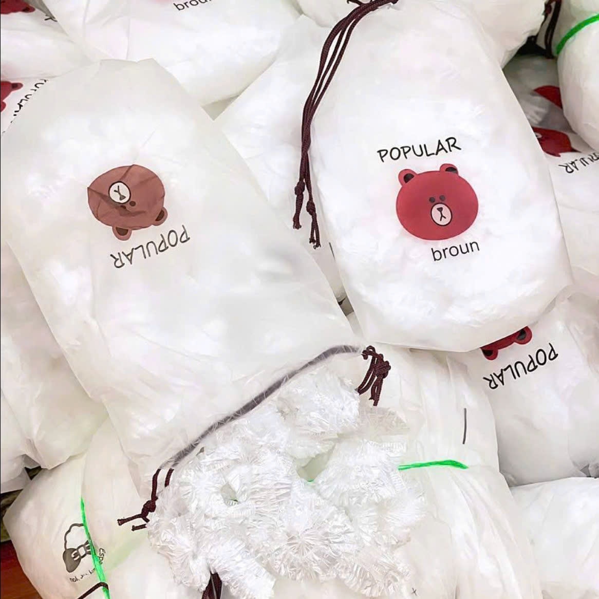 [300] Màng Bọc Thực Phẩm GẤU