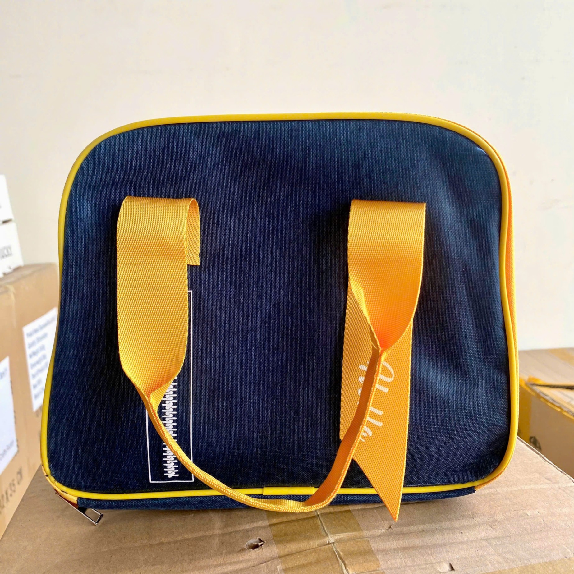 [100] Túi Giữ Nhiệt HELLO