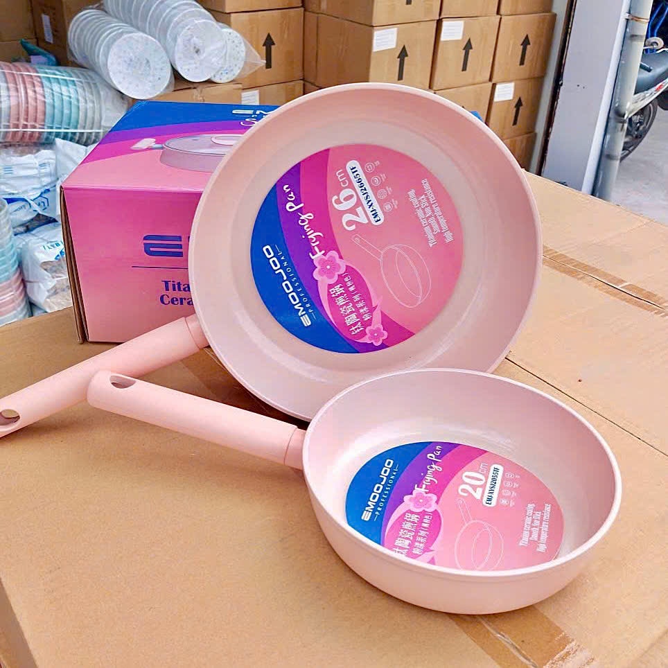 [20] Chảo Cạn Tráng Sứ EMOOJOO Hồng 26cm