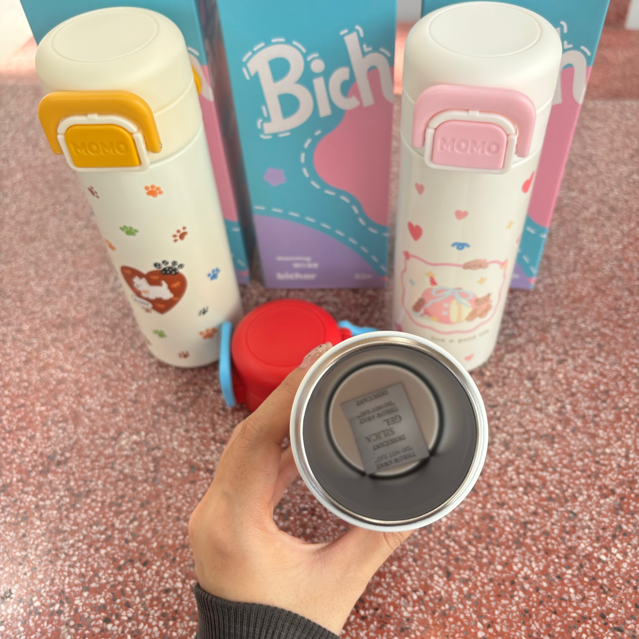 [50] Bình Giữ Nhiệt Nắp Bấm MOMO 500ml