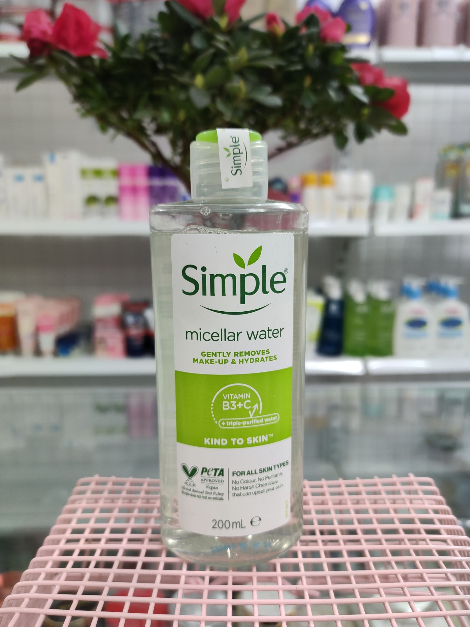 nước tẩy trang SIMPLE 200ml