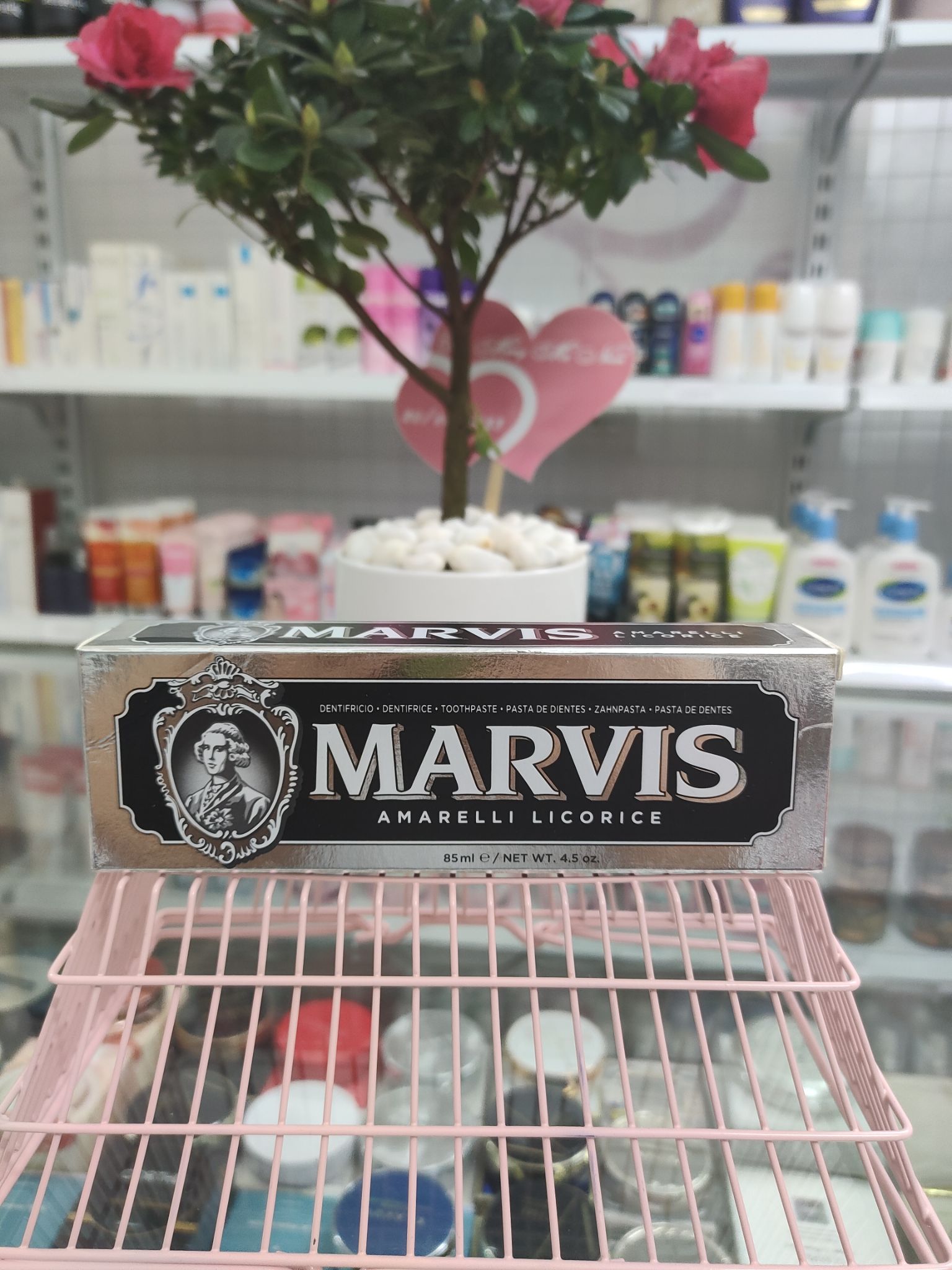 Kem đánh răng Marvis amarelli licorice 85ml