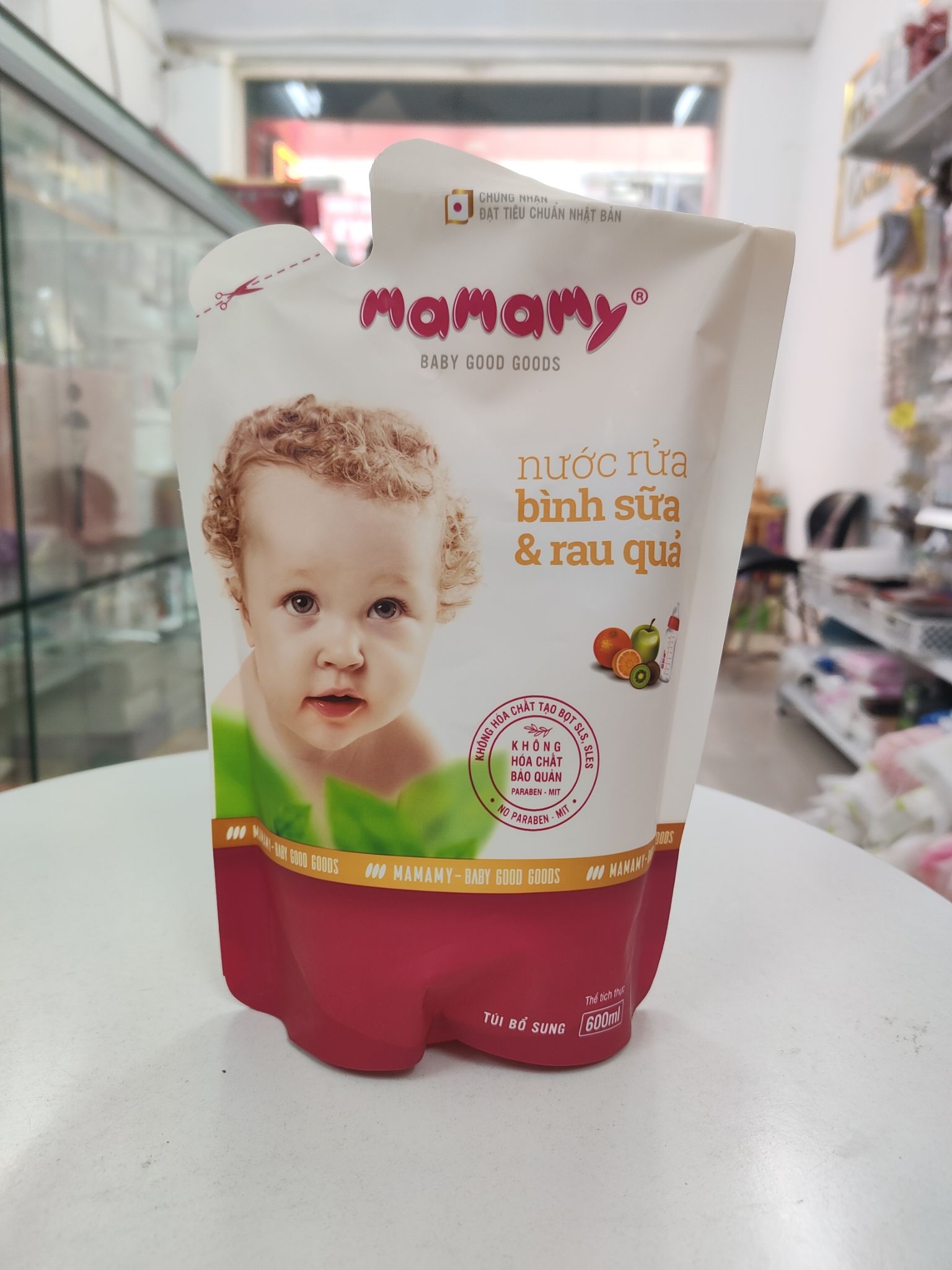 Nước rửa bình sữa và làm sạch rau quả MAMAMY 600ML