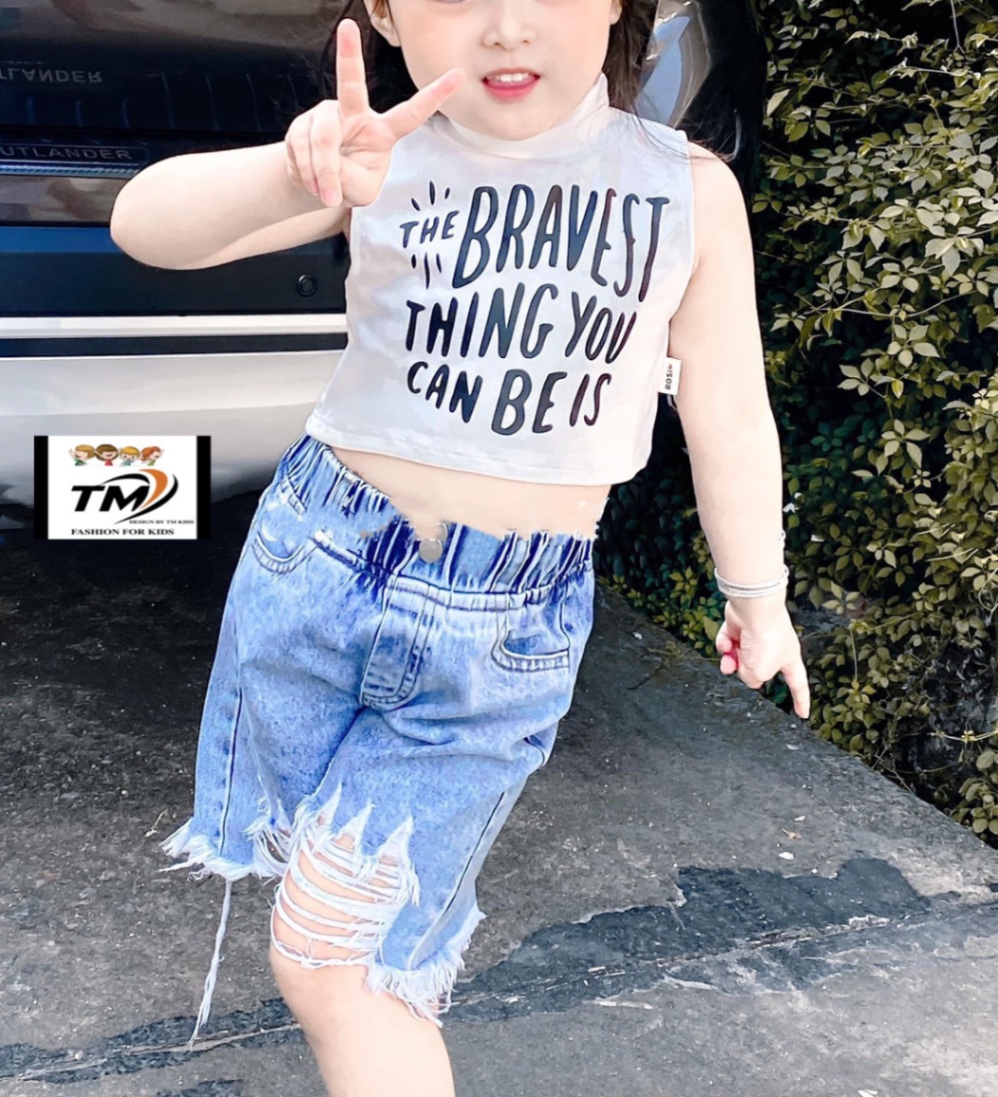 Bộ áo croptop bravest quần bò bé gái