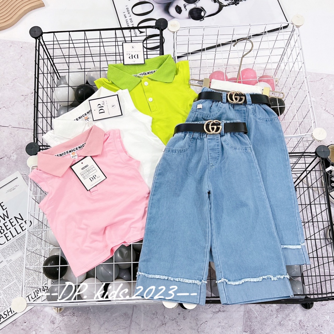 Bộ sát nách quần bò xuông kèm đai lưng bé gái size 19/27kg