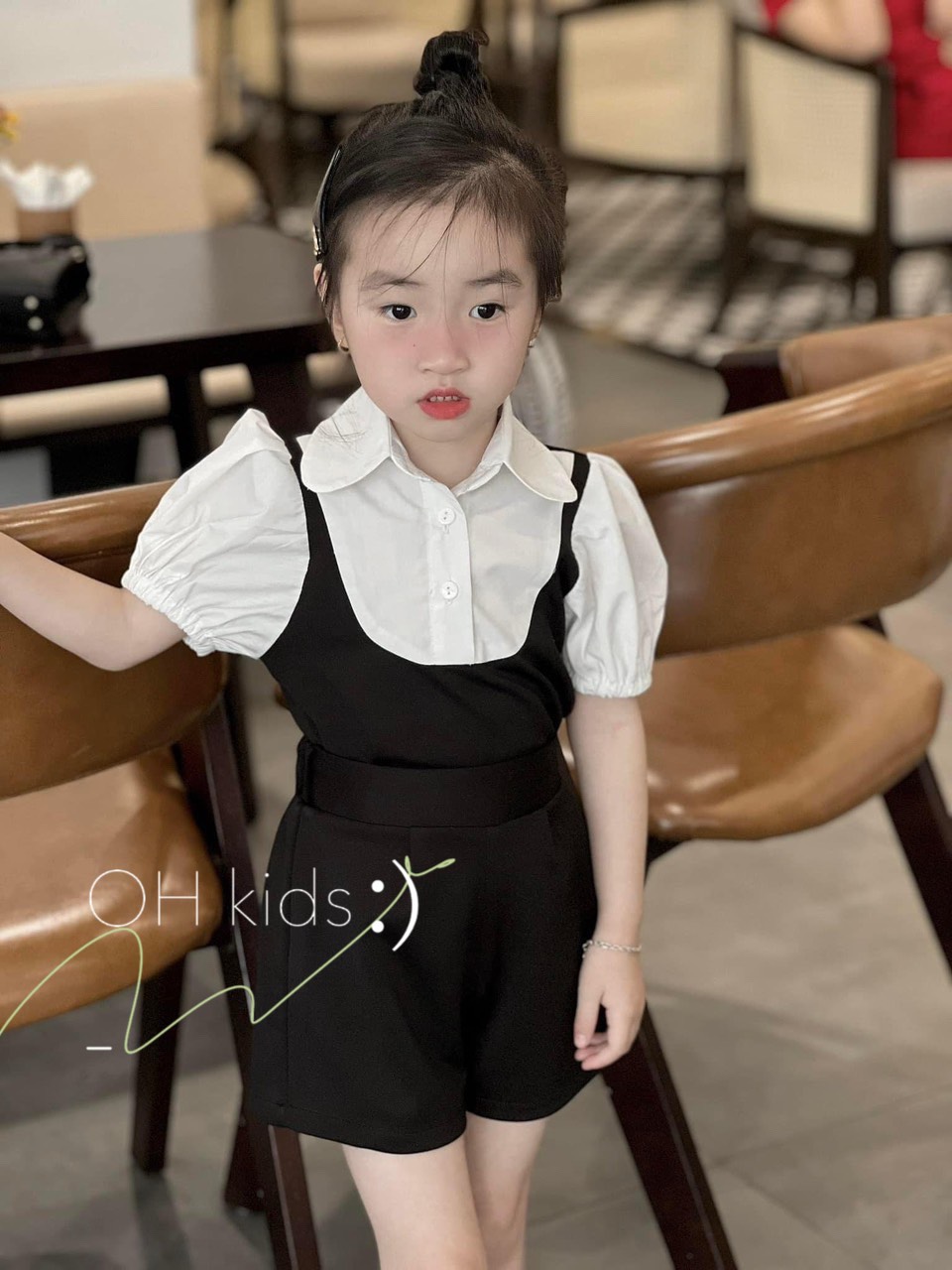 Bg28- bộ áo đen phối sơ mi bé gái