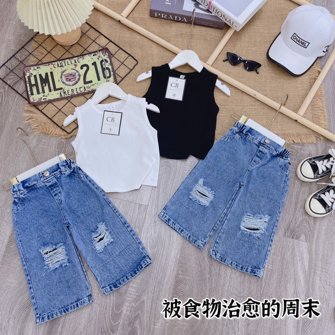 Bg25- bộ áo croptop đen trắng quần bò cb xanh rách cho bé