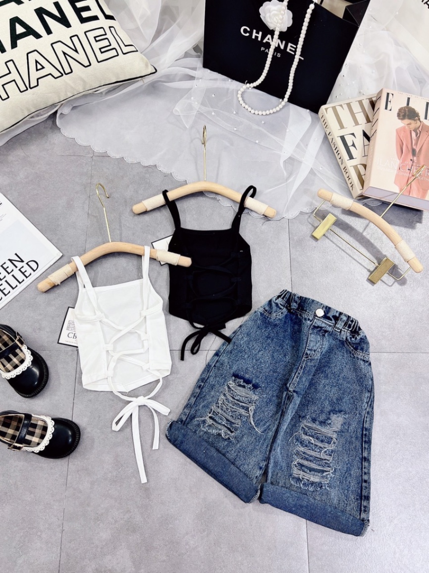 ￼bg70- bộ áo yếm buộc dây lưng quần bò rách cb