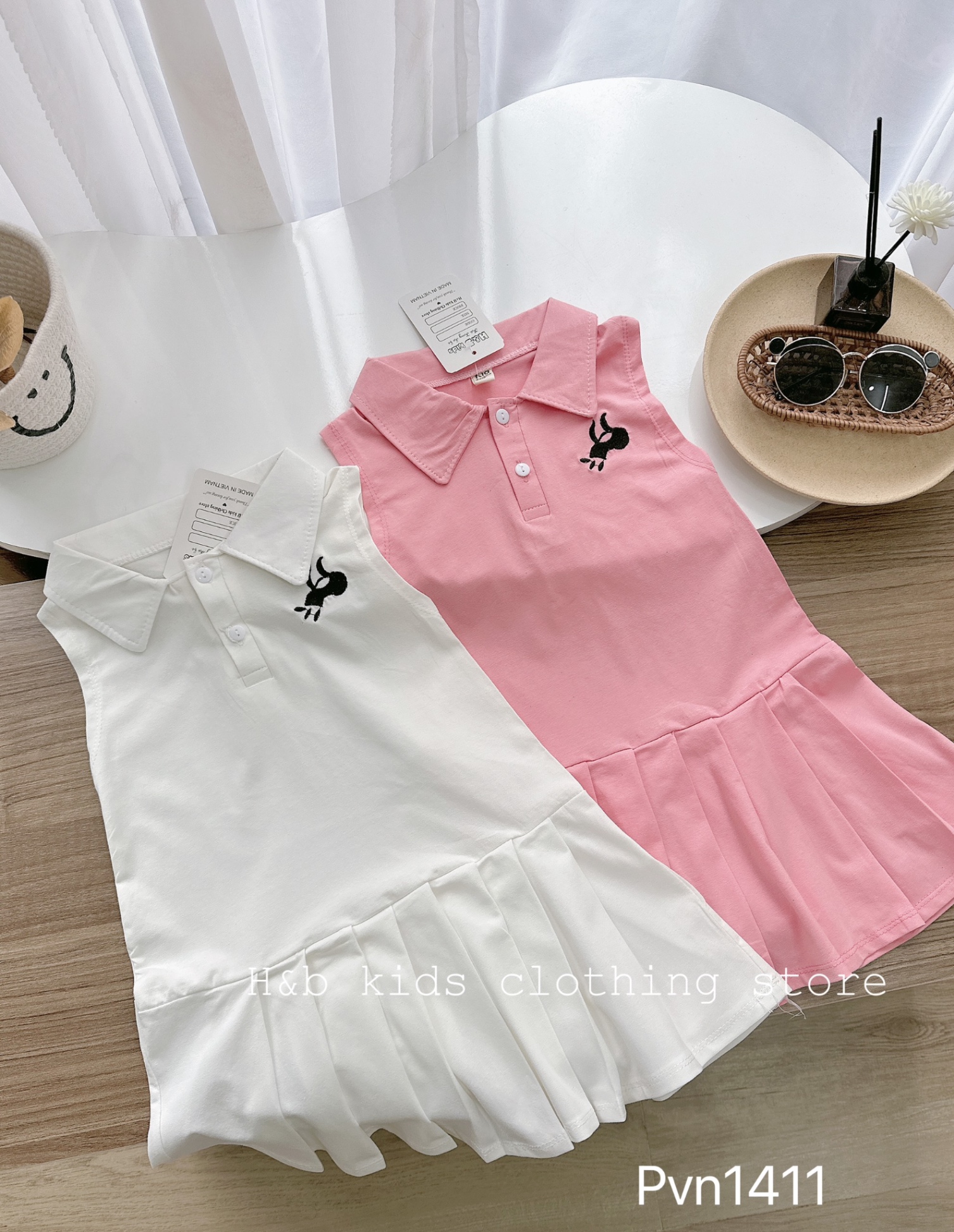 ￼v16- váy cotton đuôi hồng trắng hb bé gái