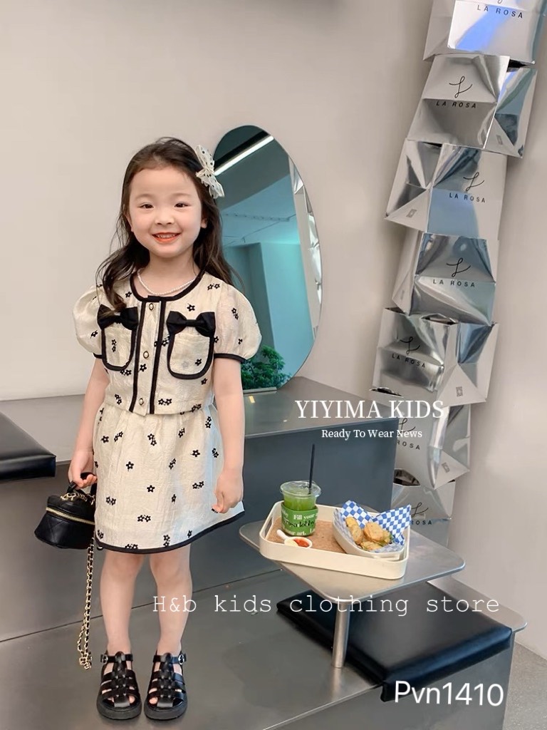 ￼bg68-bộ áo chân váy xốp có lót bé gái