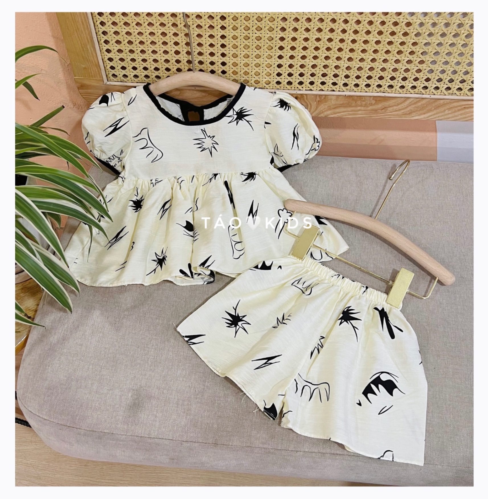 ￼bg81- bộ đũi babydoll lá bé gái