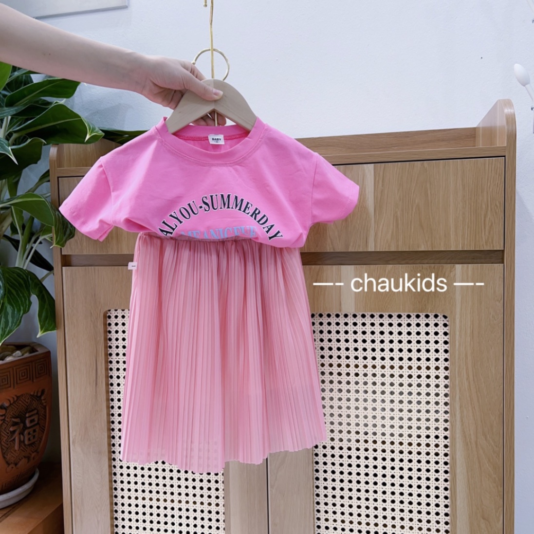 ￼bg83- bộ áo kèm chân váy dập ly hồng cho bé