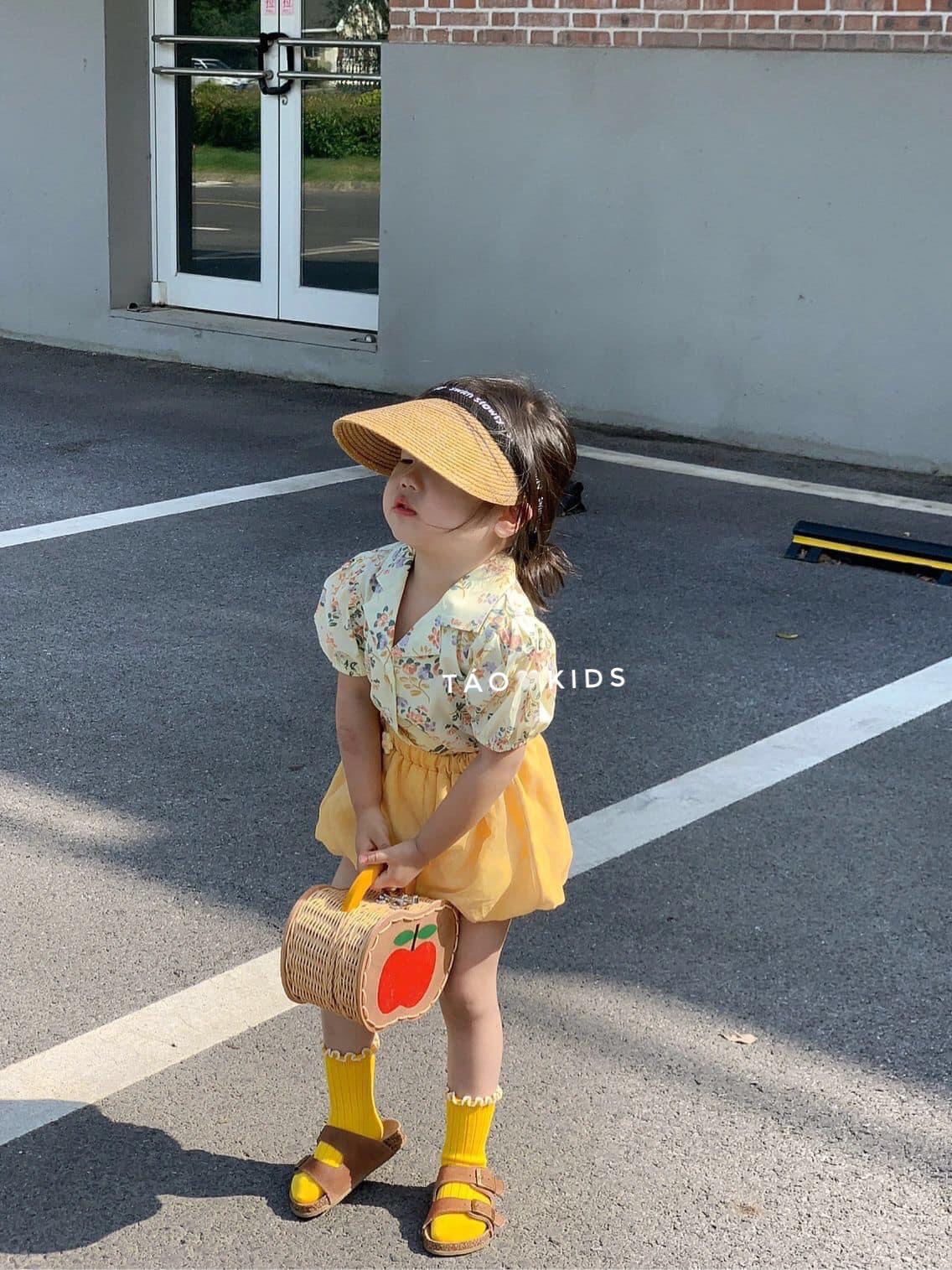 ￼bg87- bộ áo hoa cổ vest quần bồng bé gái