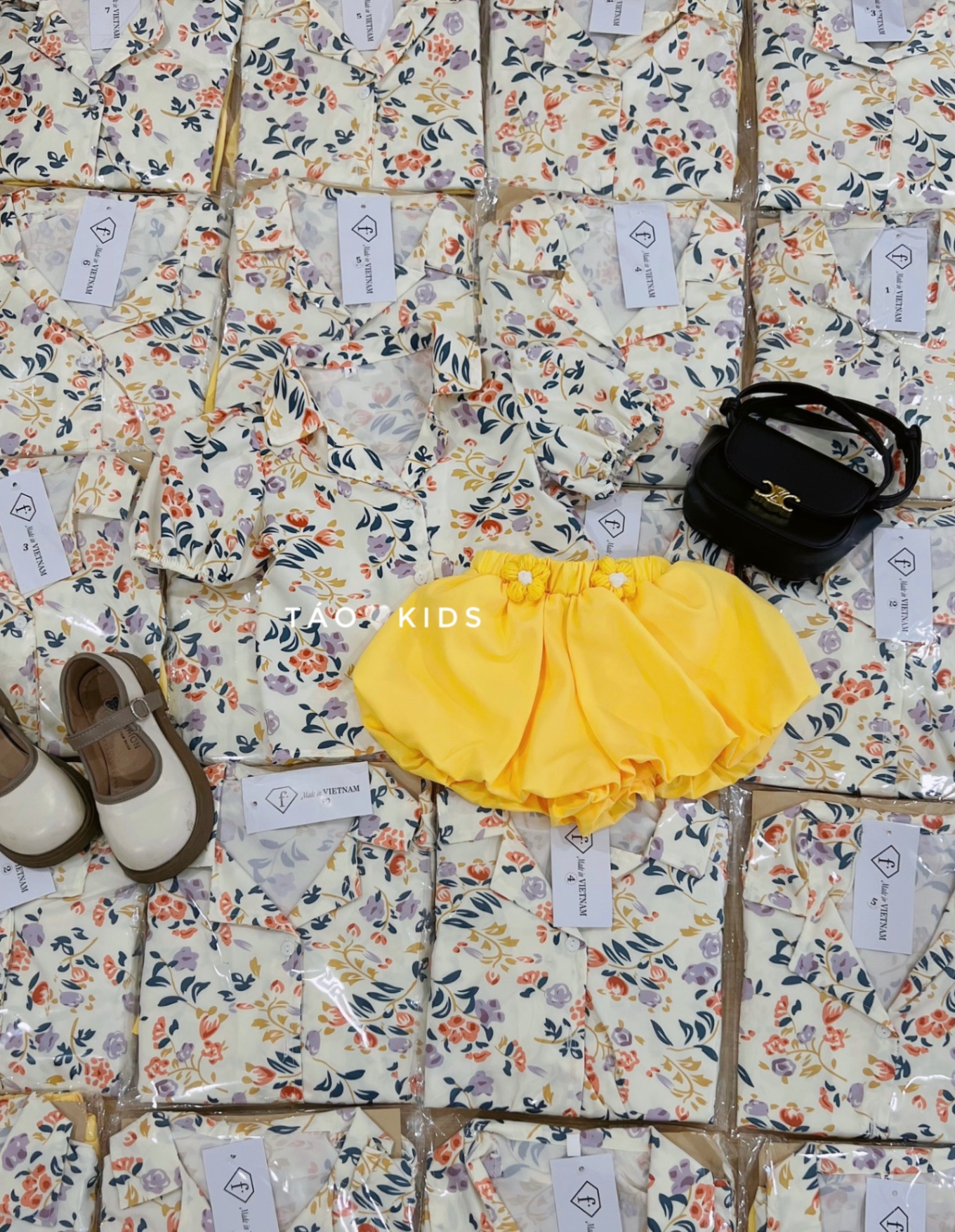 ￼bg87- bộ áo hoa cổ vest quần bồng bé gái