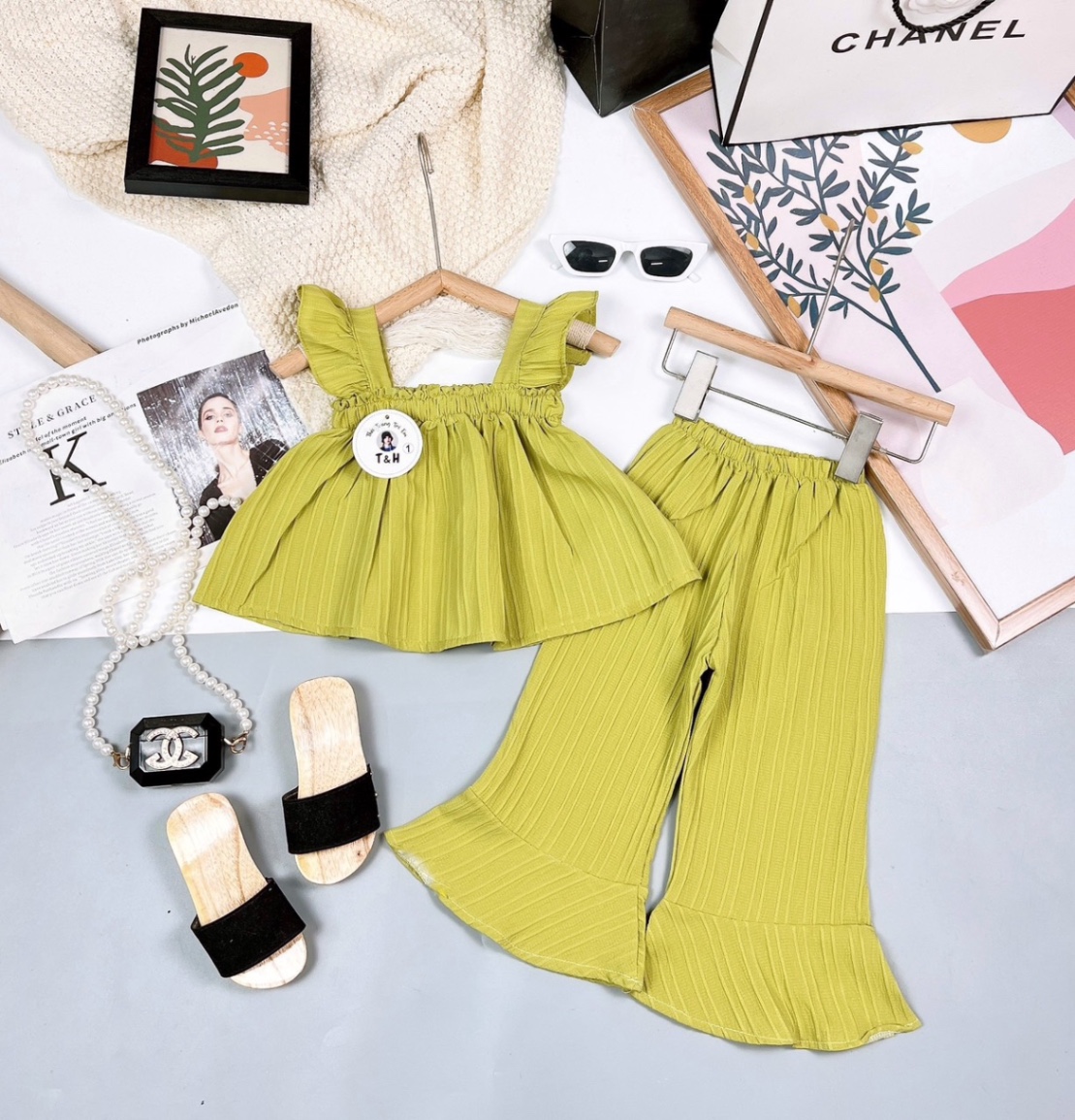￼bg123- bộ áo cánh tiên quần ống loe th cho bé