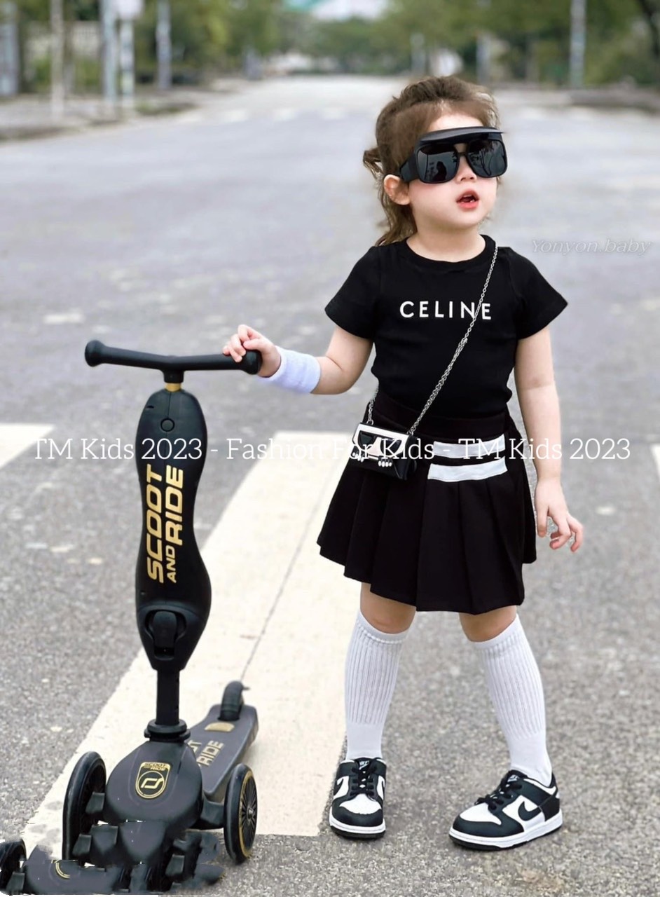 ￼bg202- bộ áo cotton chân váy xếp ly đen trắng tm bé gái
